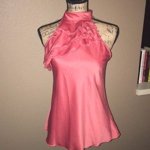 Classic sleeveless blouse!